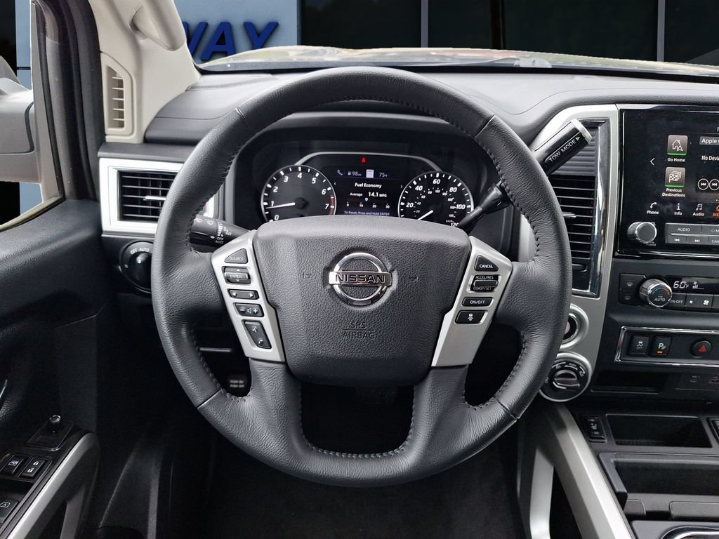 Used 2021 Nissan Titan SV w/ SV Convenience Package AWD/4WD image 13