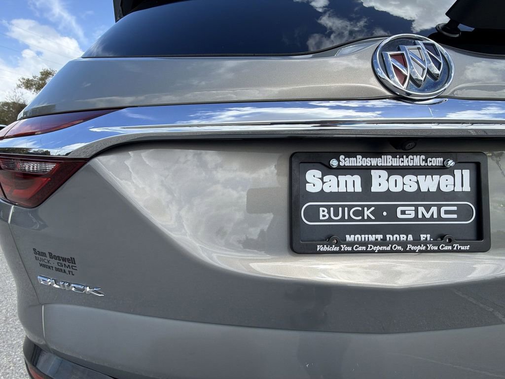 Certified 2018 Buick Enclave Essence w/ Trailering Package image 34