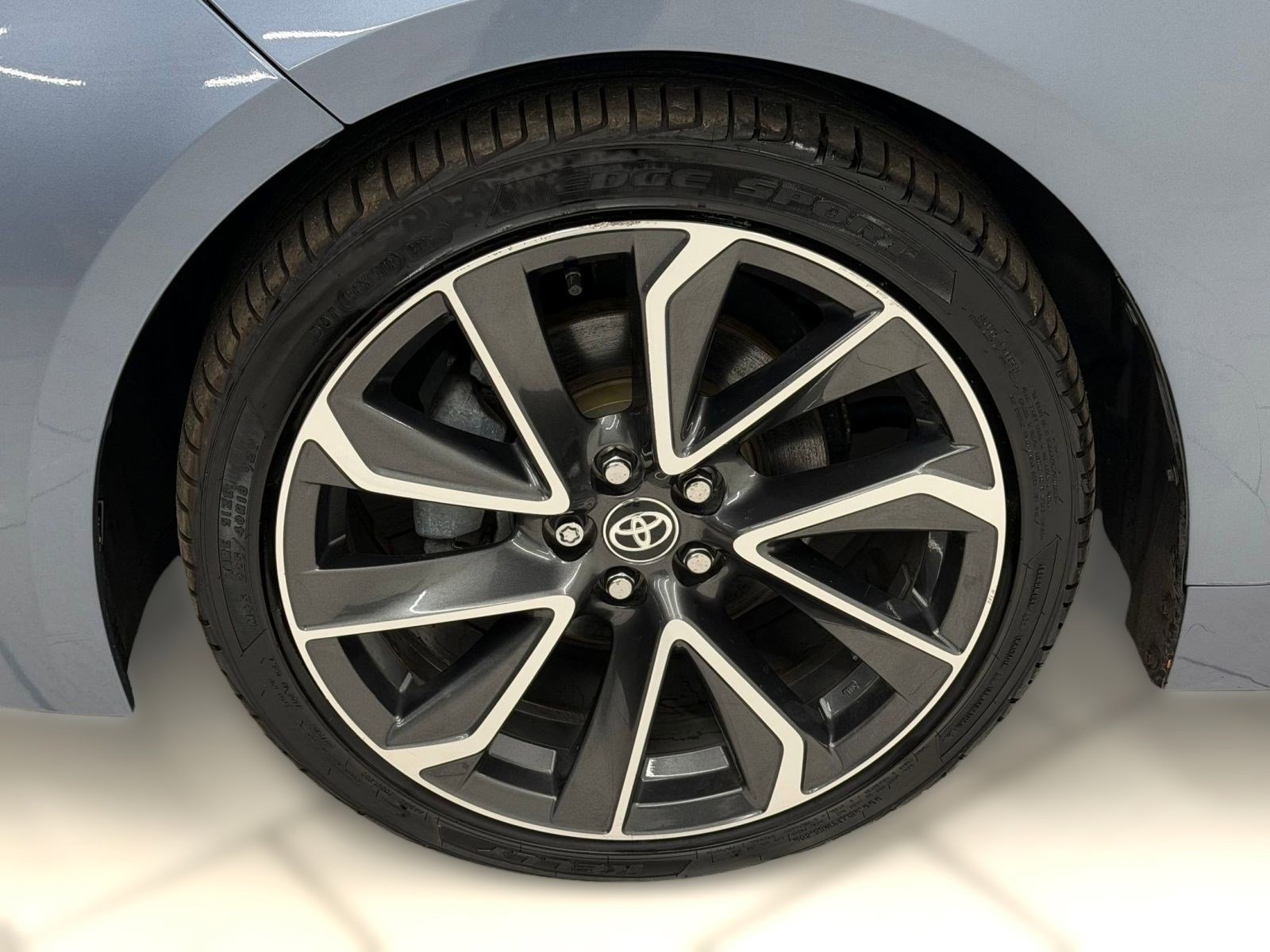 Used 2020 Toyota Corolla XSE image 10