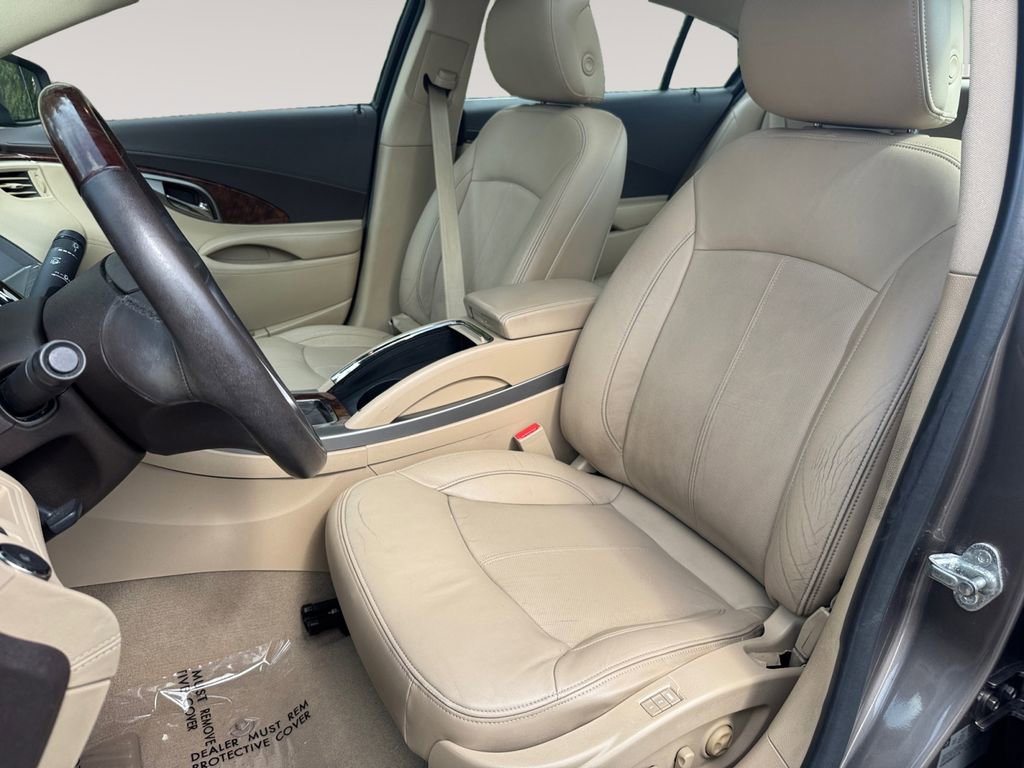 Used 2011 Buick LaCrosse CXL w/ Luxury Package image 9