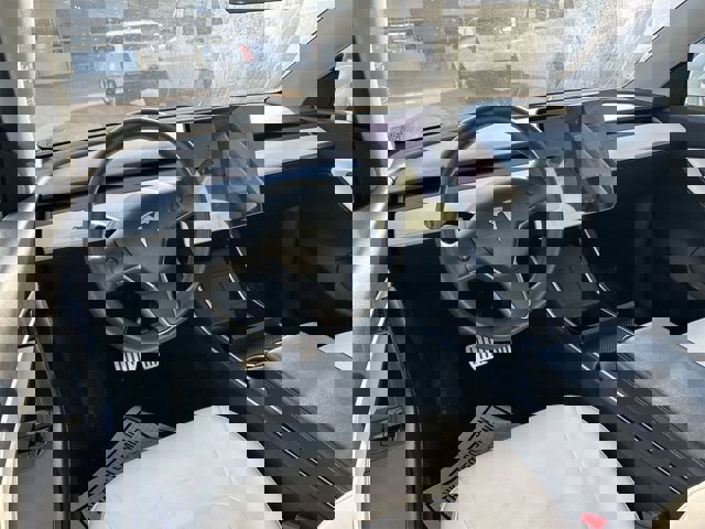 Used 2020 Tesla Model Y Performance image 7