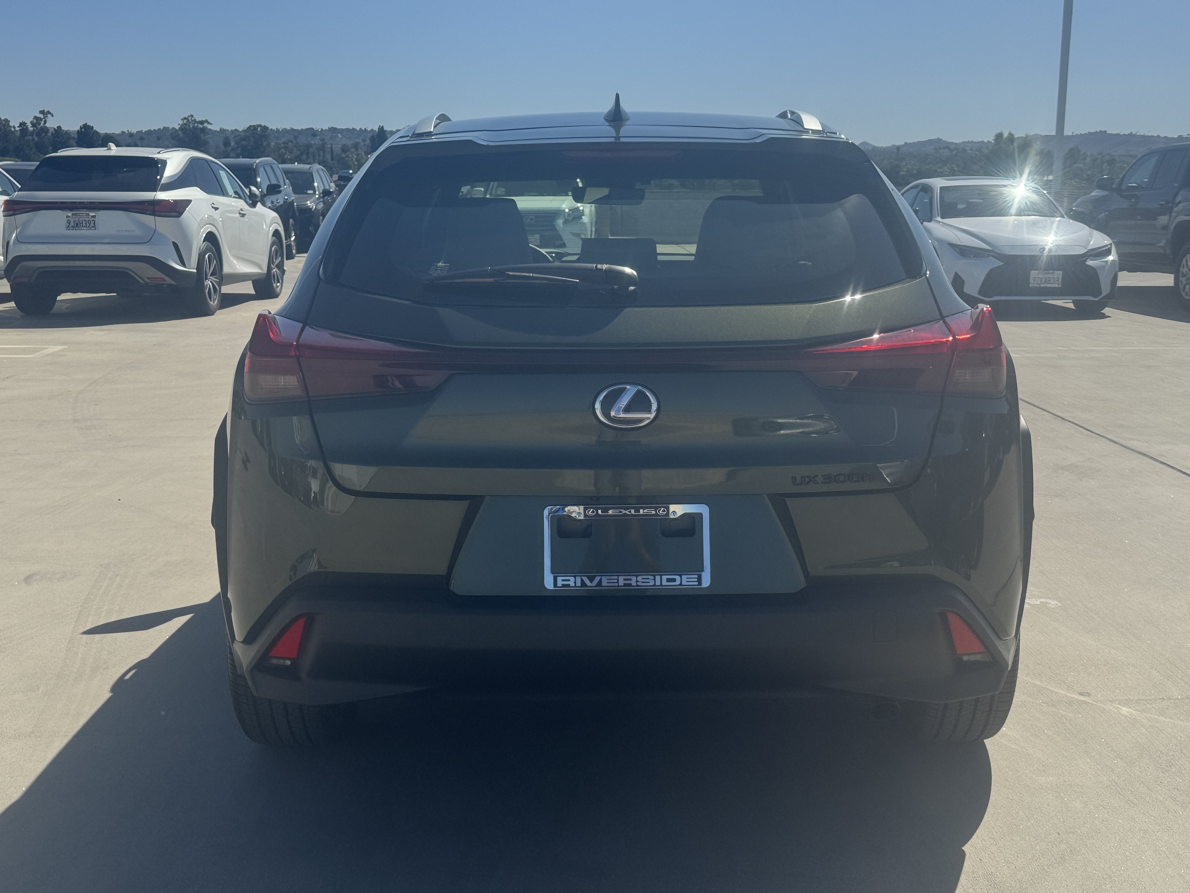New 2026 Lexus UX 300h FWD image 9