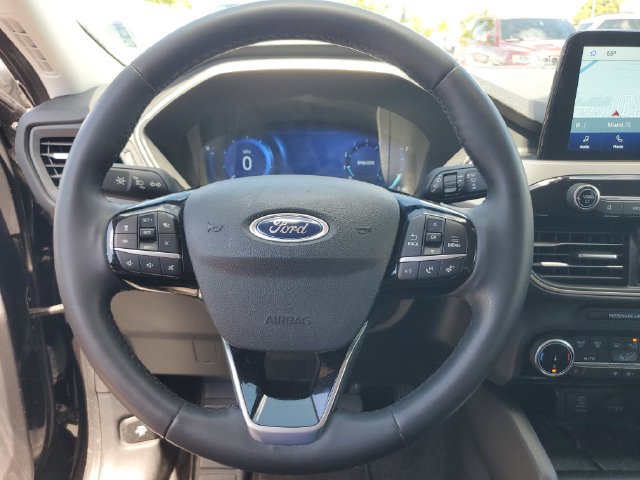 Certified 2022 Ford Escape SEL w/ Technology Package FWD image 27