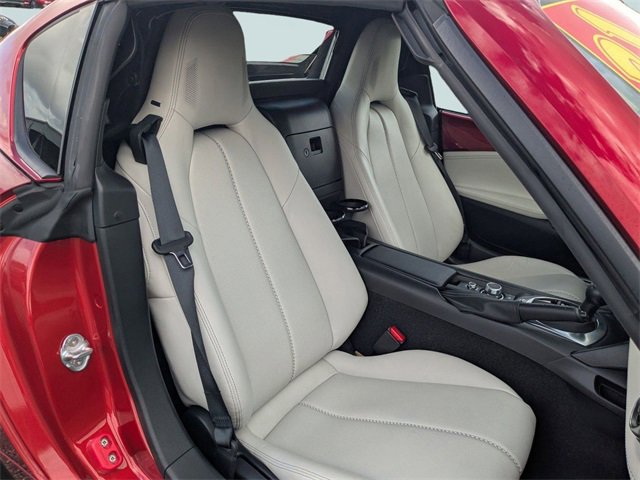 Used 2021 MAZDA MX-5 Miata RF Grand Touring image 13