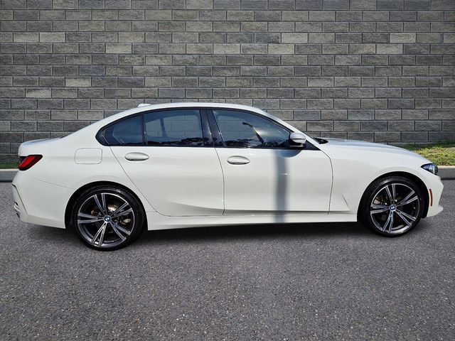 Used 2023 BMW 330i xDrive Sedan w/ Convenience Package AWD/4WD image 7