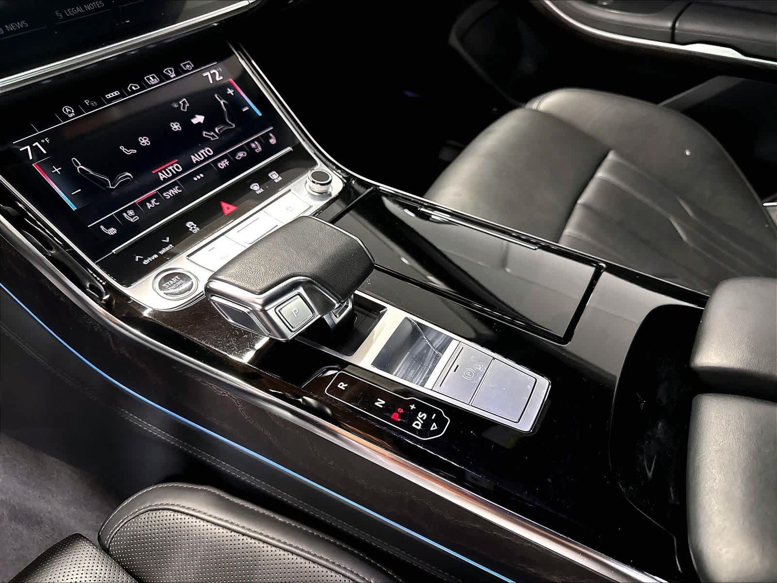 Used 2023 Audi A8 L 3.0T w/ Comfort Plus Package AWD/4WD image 17