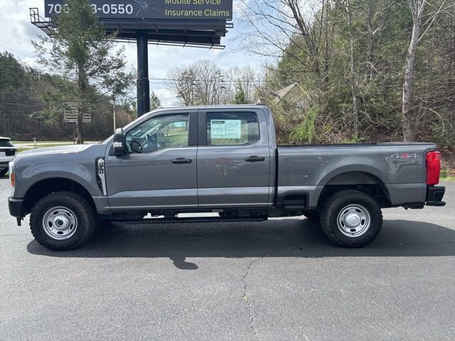 Used 2025 Ford F250 XL w/ XL Off-Road Package image 9