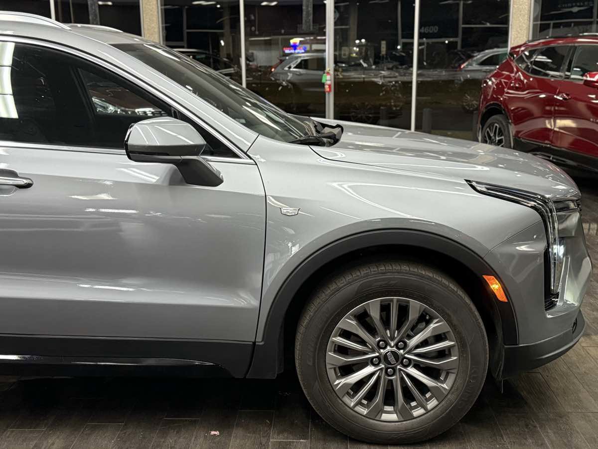 Used 2024 Cadillac XT4 Premium Luxury w/ Cold Weather Package image 17