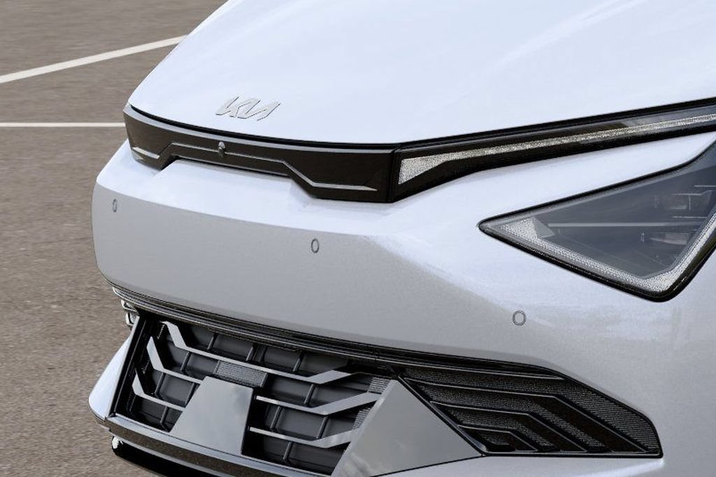 New 2026 Kia EV6 Wind RWD image 14