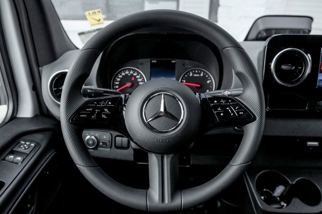 New 2025 Mercedes-Benz Sprinter 2500 image 15