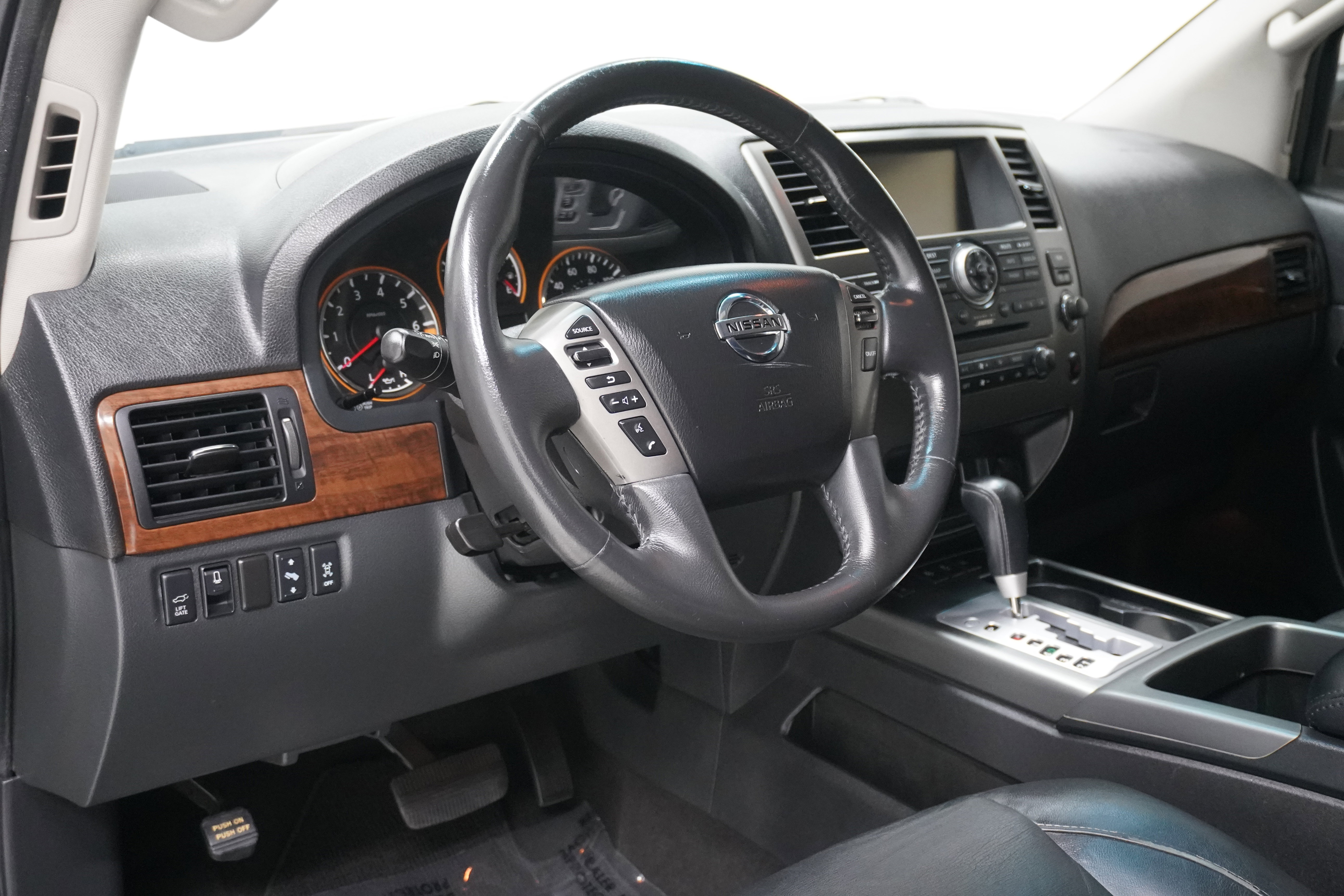 Used 2014 Nissan Armada Platinum w/ 2nd Row Captain Seat Package RWD image 8