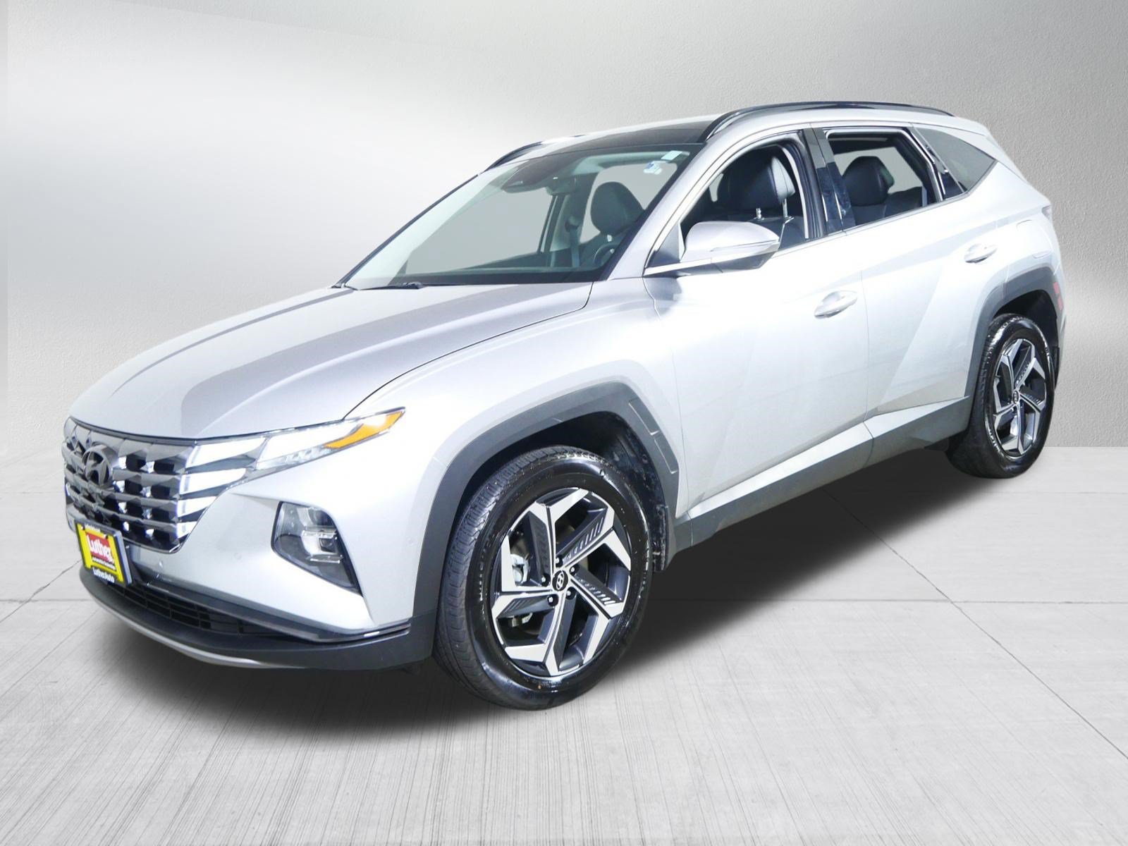 Used 2024 Hyundai Tucson Limited AWD/4WD image 3