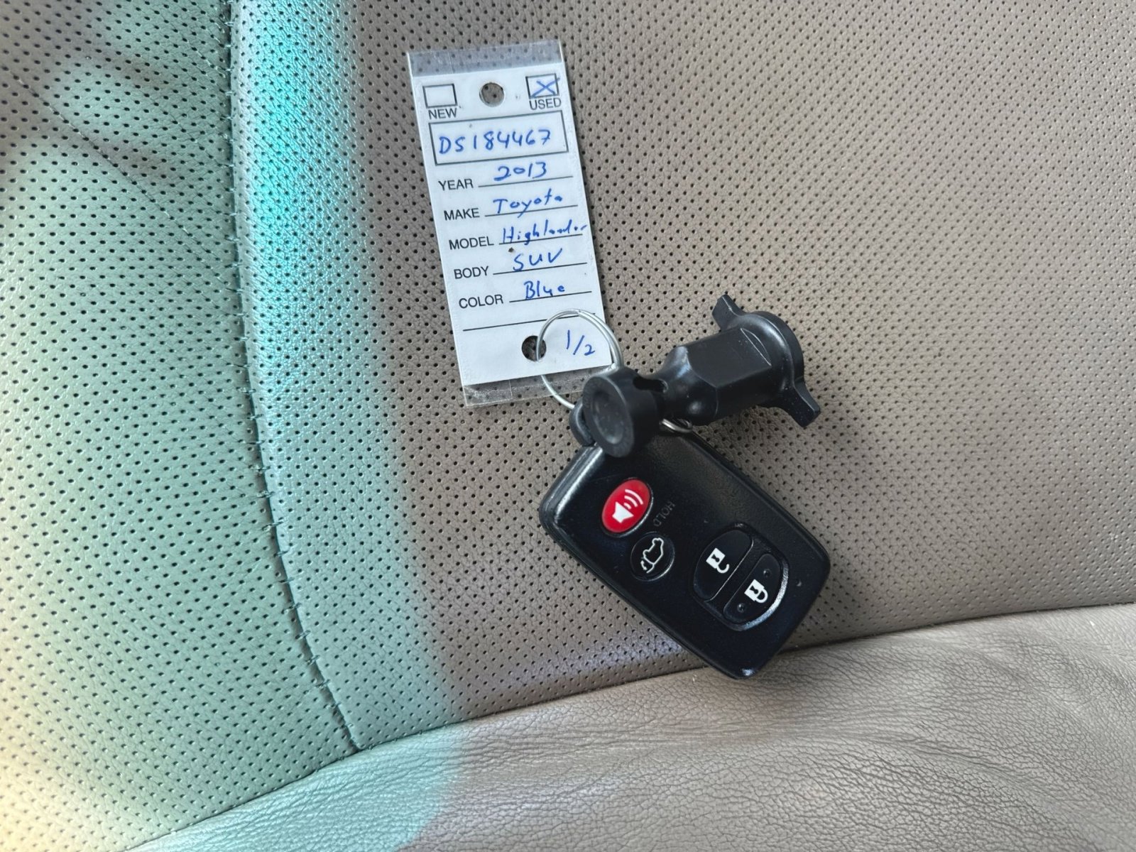 Used 2013 Toyota Highlander Limited image 38