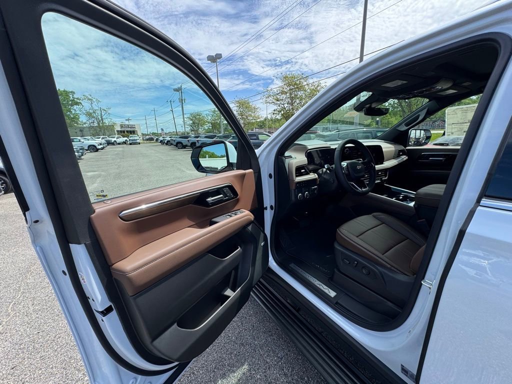 New 2026 Chevrolet Tahoe High Country RWD image 11
