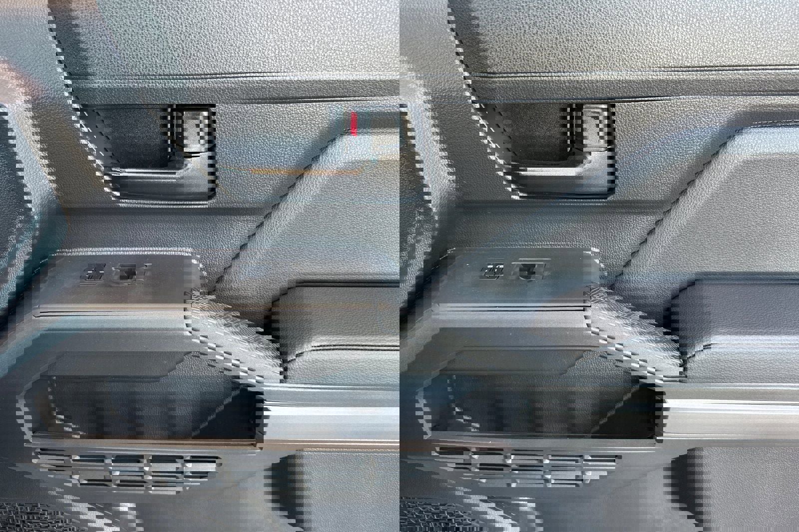 New 2025 Toyota Tacoma SR5 image 19