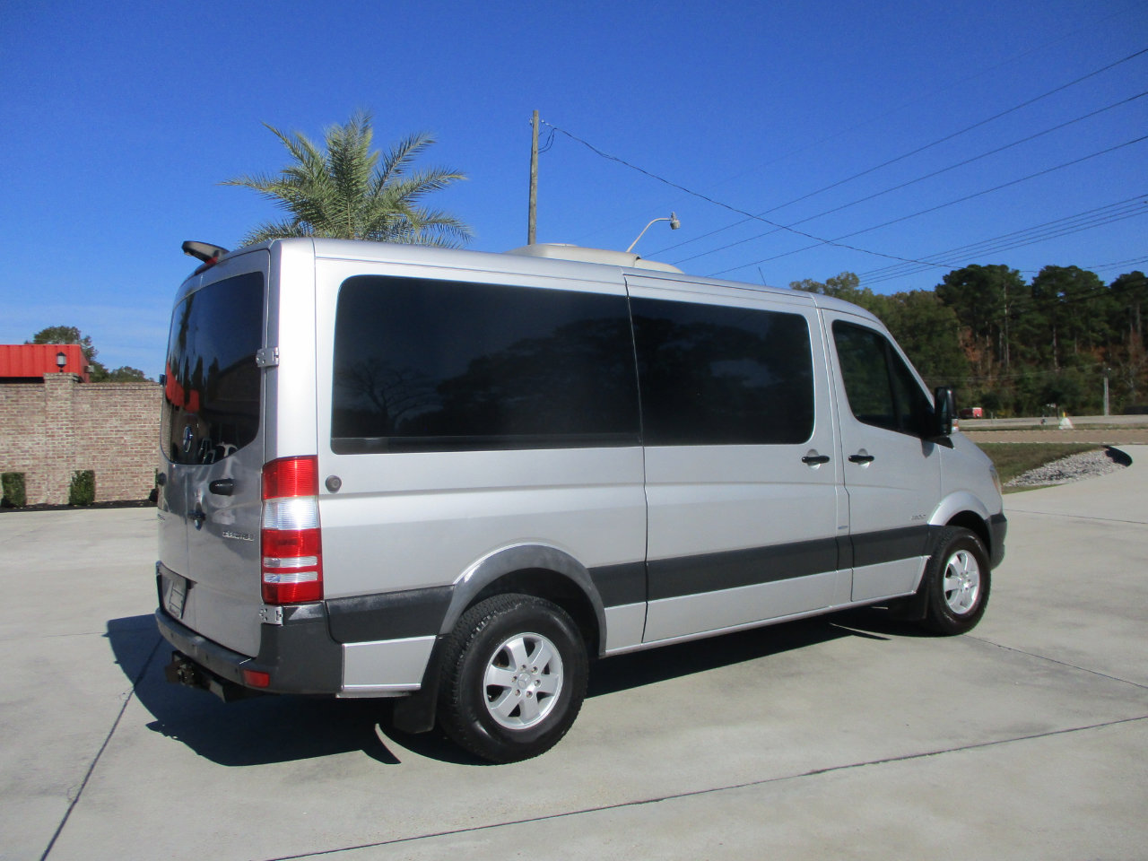 Used 2015 Mercedes-Benz Sprinter 2500 image 15