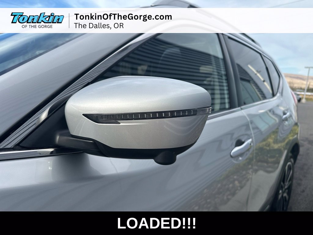 Used 2018 Nissan Rogue SL w/ Premium Package AWD/4WD image 13