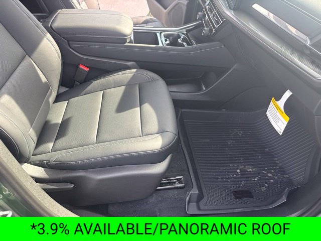 New 2027 Chevrolet Traverse LT w/ Sun and Wheel Package AWD/4WD image 28