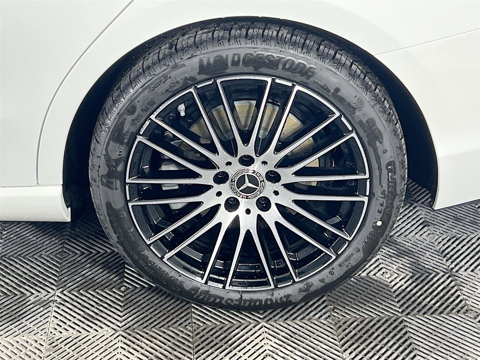 New 2026 Mercedes-Benz C 300 4MATIC Sedan image 31