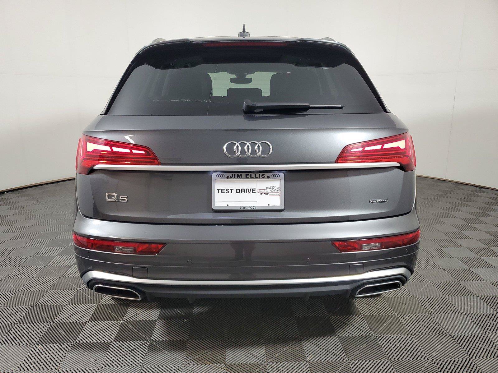 Used 2024 Audi Q5 2.0T Prestige AWD/4WD image 5