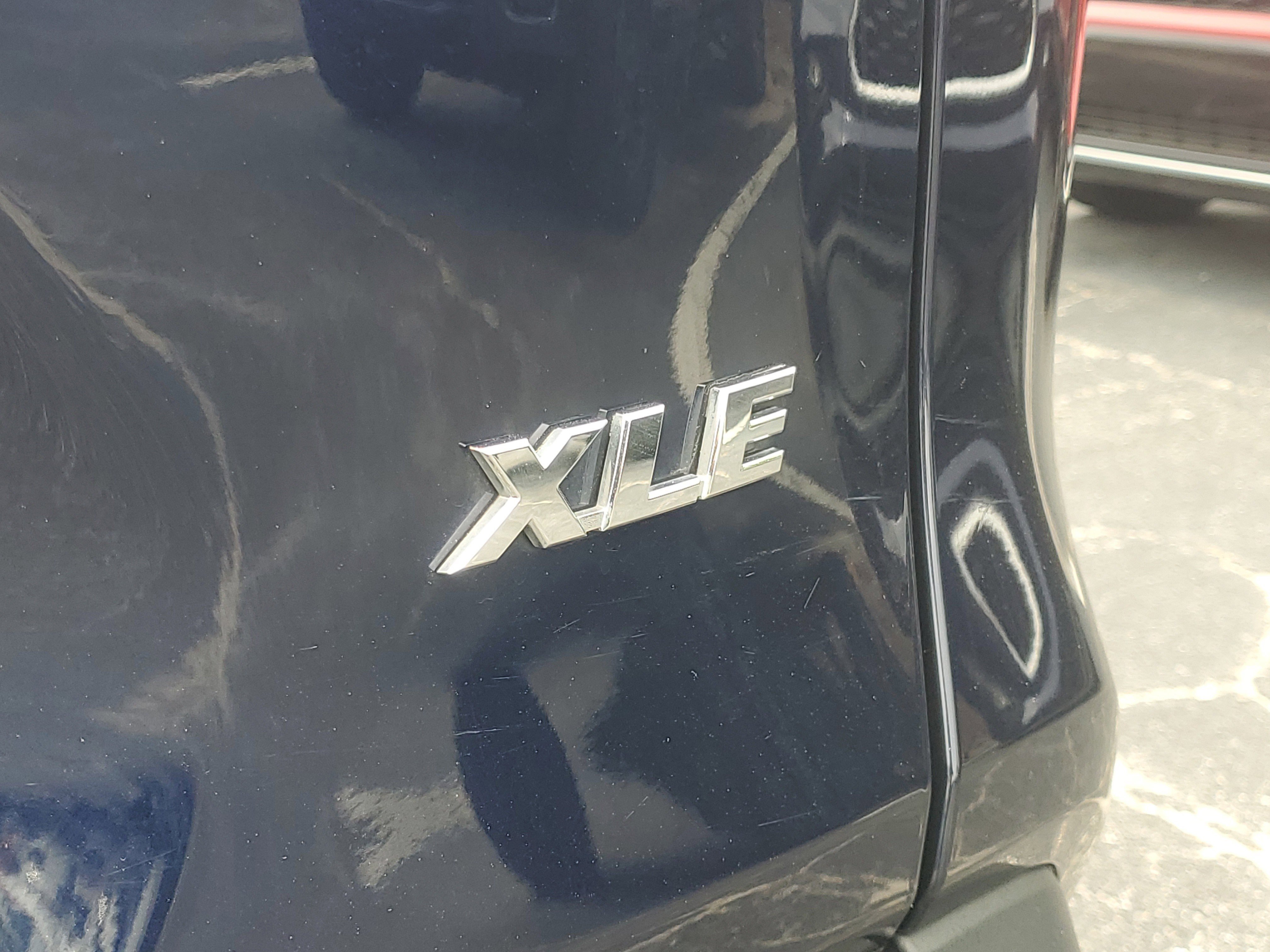 Certified 2025 Toyota RAV4 XLE w/ Convenience Package FWD image 11