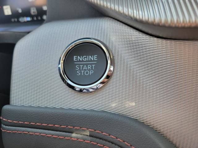 New 2025 Ford Explorer Active w/ Active Comfort Package image 24