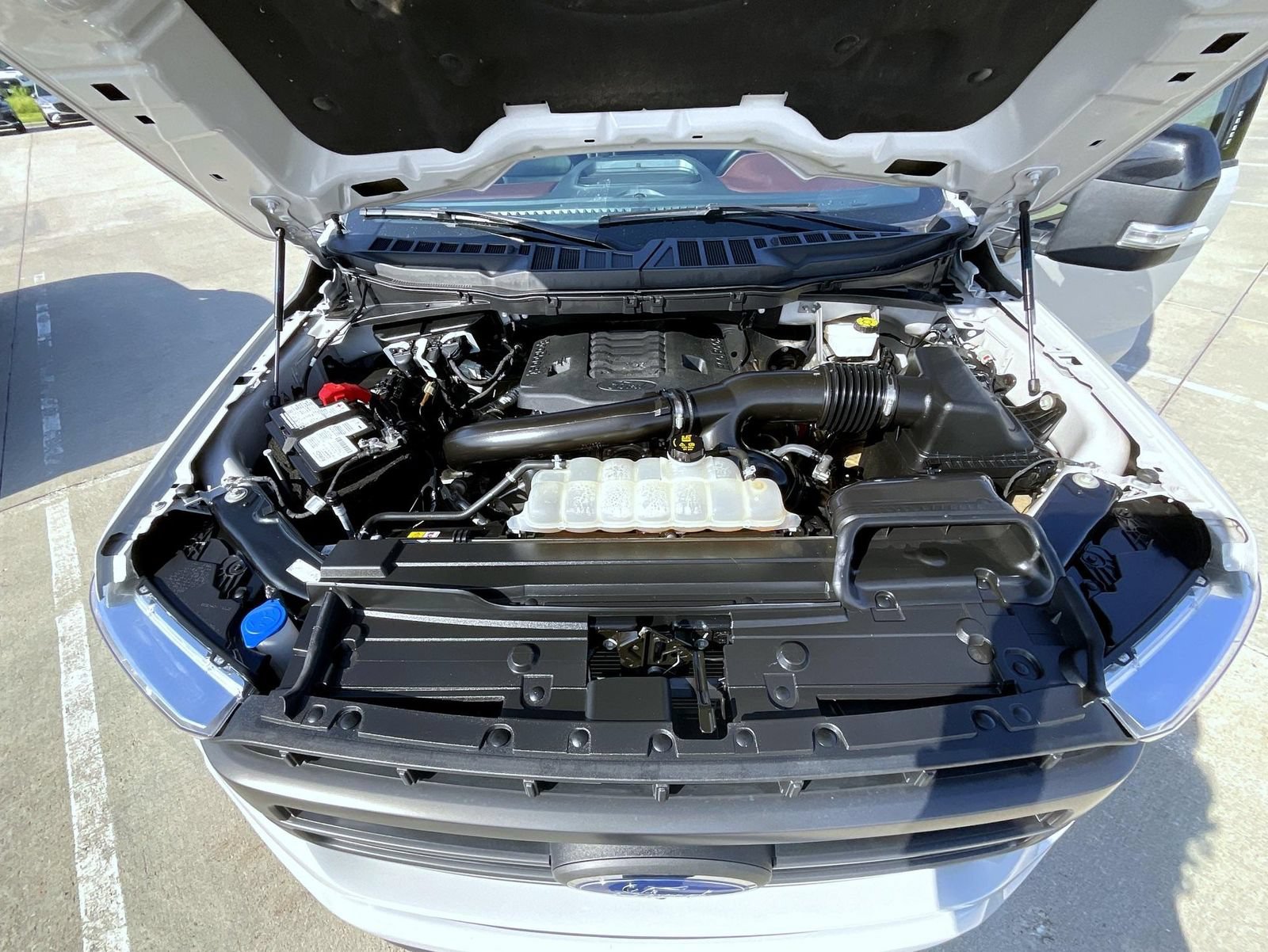 Used 2023 Ford F150 Lariat AWD/4WD image 24