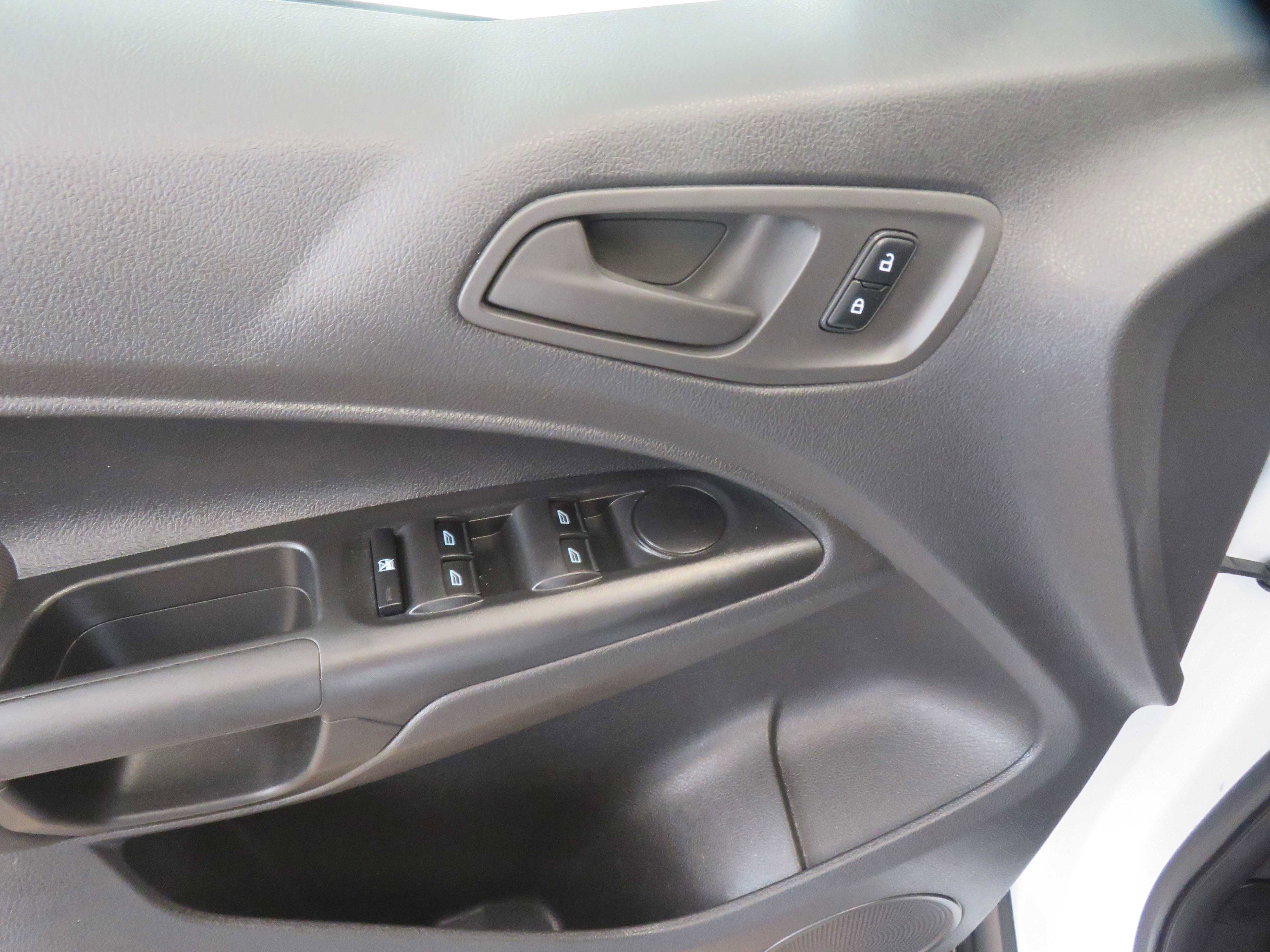 Used 2016 Ford Transit Connect XL image 14