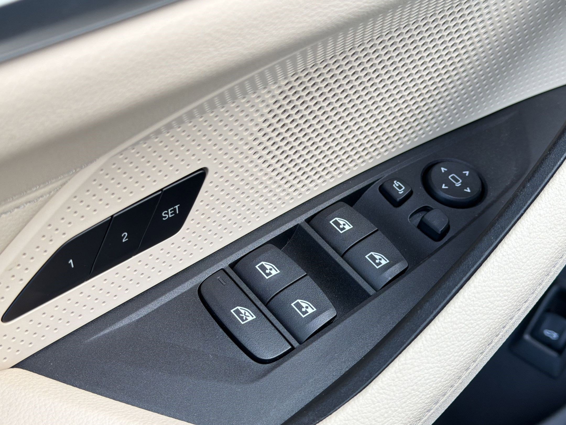 Certified 2023 BMW i4 eDrive35 w/ Premium Package image 21