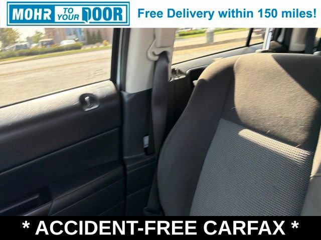 Used 2016 Jeep Patriot Latitude FWD image 34