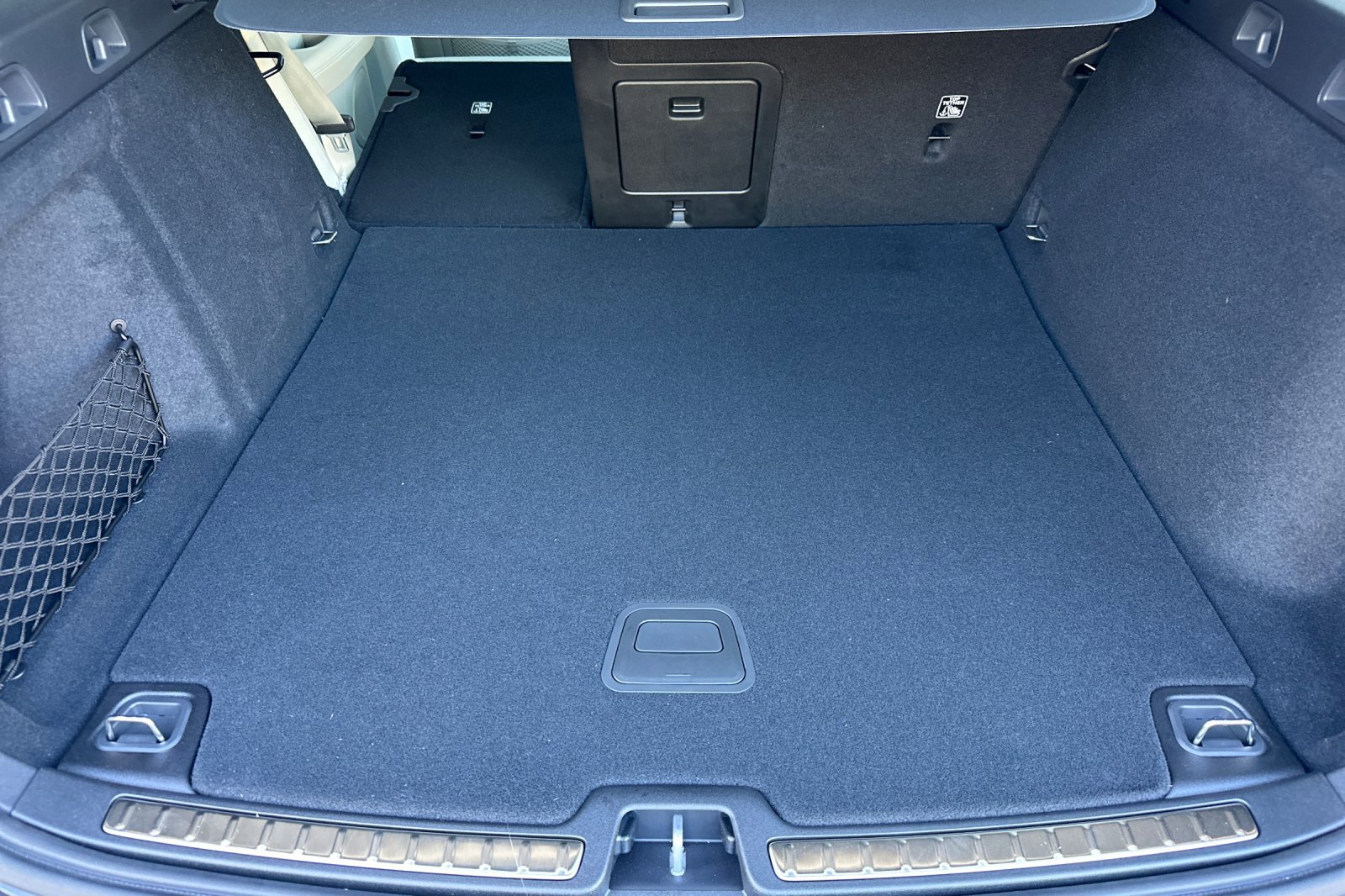 New 2026 Volvo V60 B5 Cross Country Ultra w/ Climate Package image 13