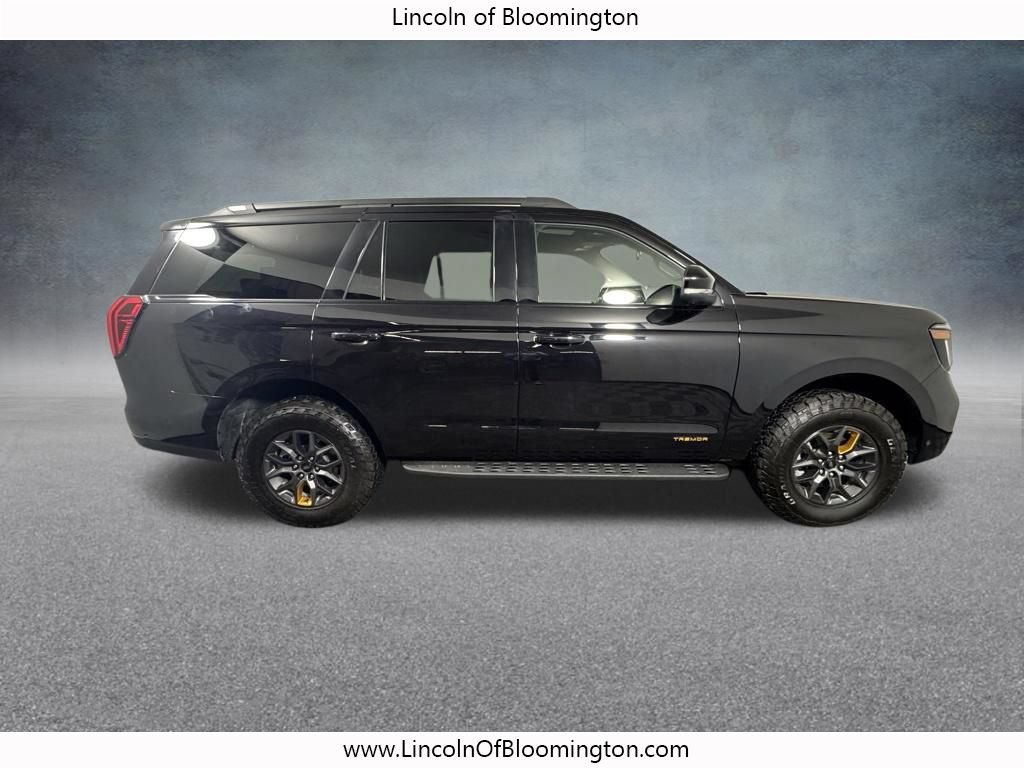 Used 2025 Ford Expedition Tremor AWD/4WD image 8