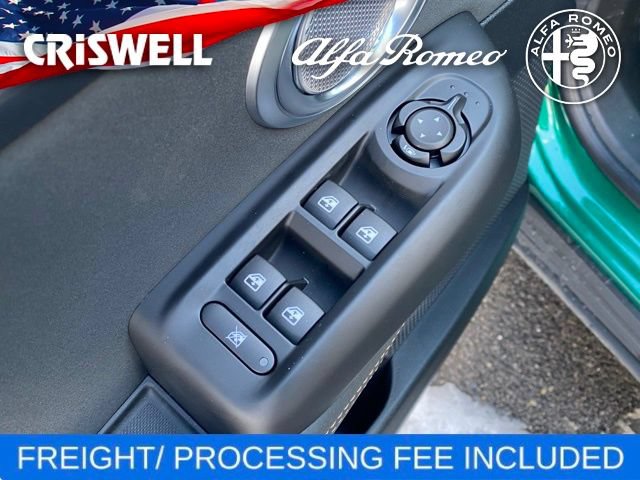 New 2025 Alfa Romeo Tonale w/ Premium Package AWD/4WD image 17