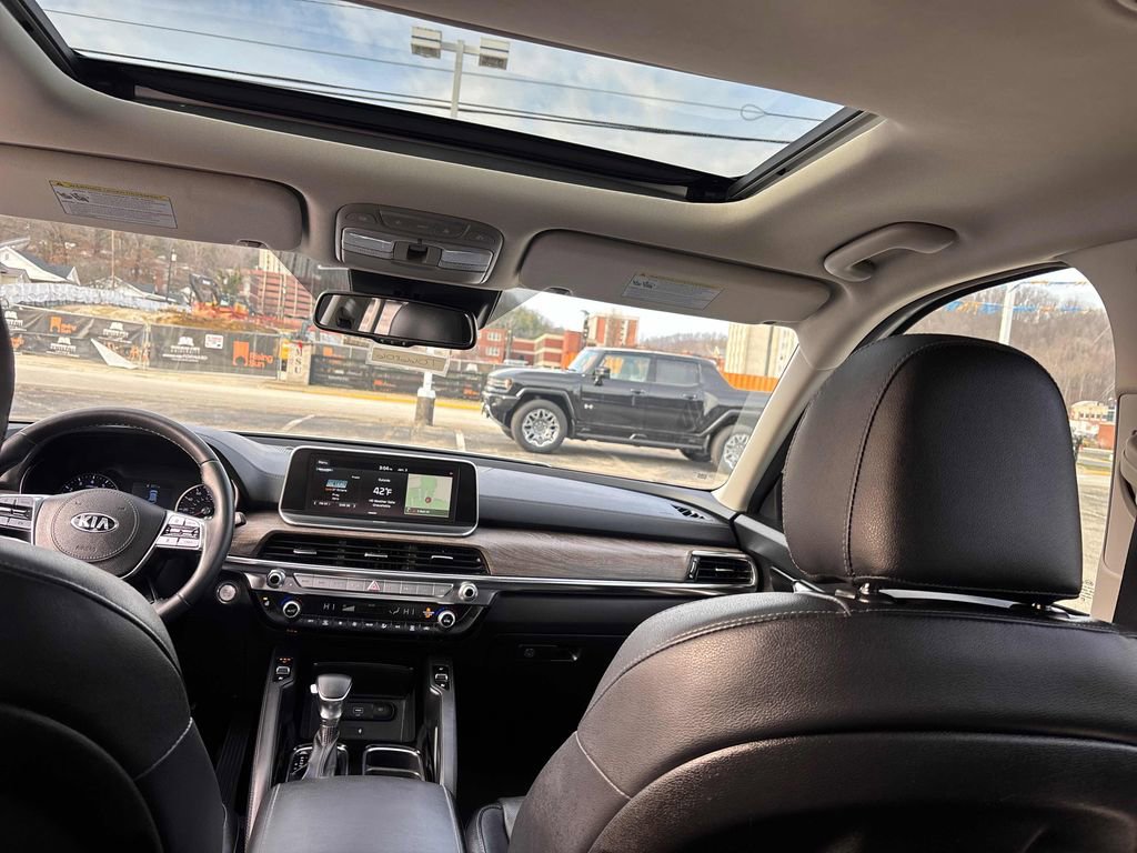 Used 2020 Kia Telluride EX w/ EX Premium Package image 32