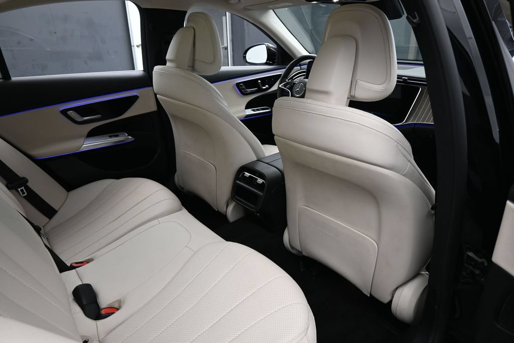 Used 2025 Mercedes-Benz E 350 Sedan w/ Winter Package image 43