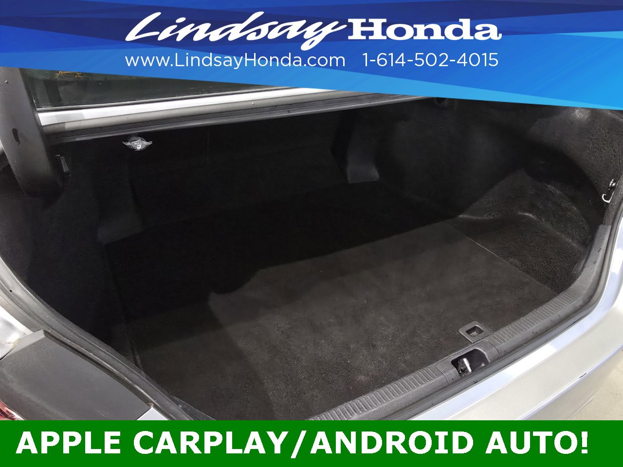 Used 2024 Toyota Camry SE image 7