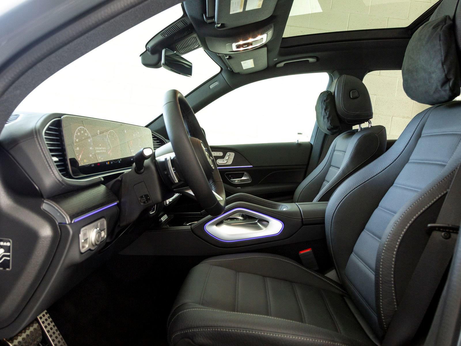 New 2026 Mercedes-Benz GLS 450 4MATIC image 16