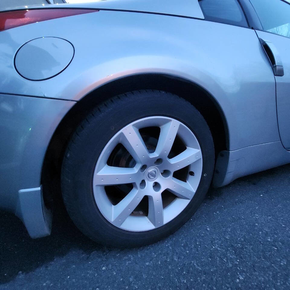 Used 2003 Nissan 350Z Enthusiast image 18