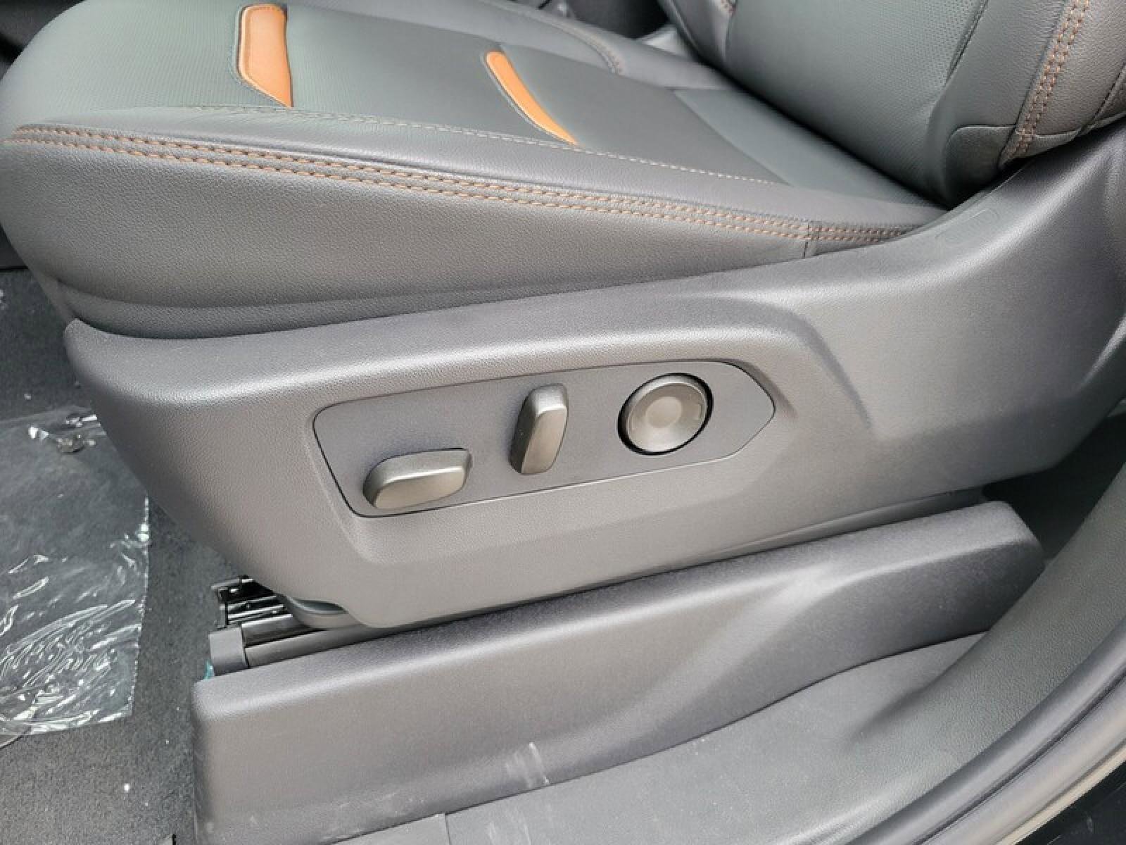 New 2026 GMC Sierra 3500 AT4 w/ AT4 Premium Plus Package image 23