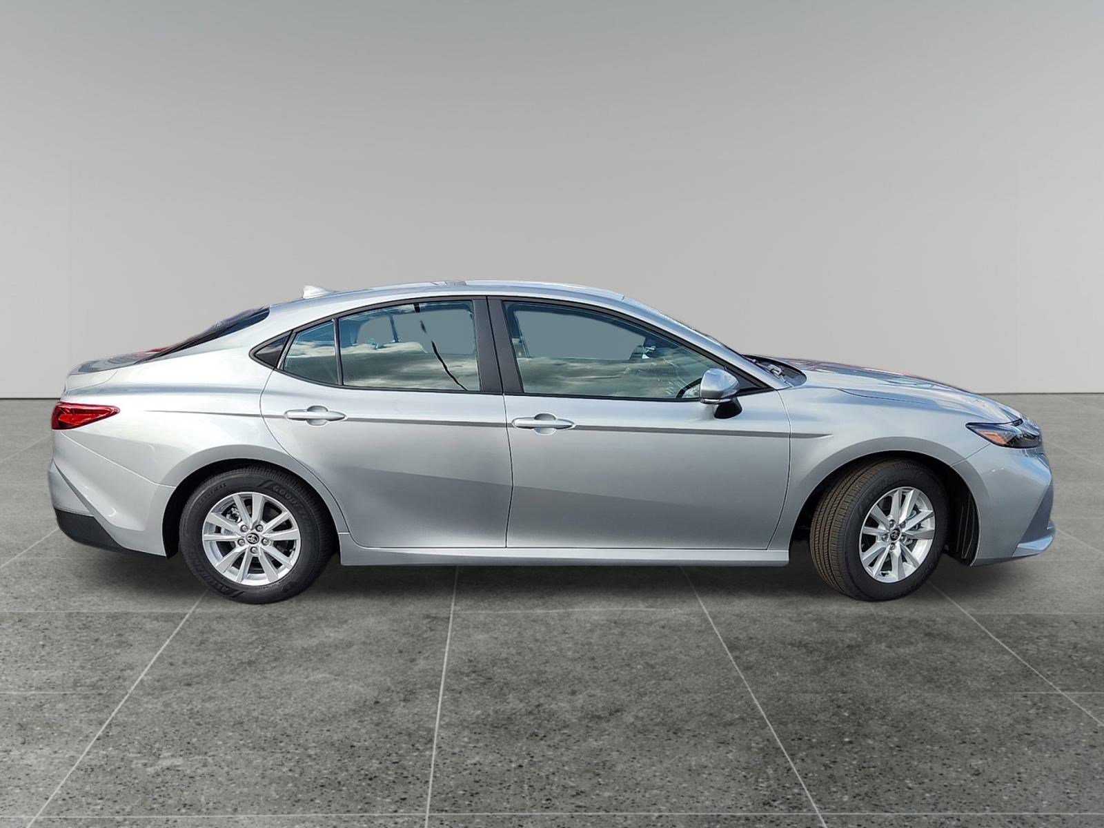 Certified 2025 Toyota Camry LE image 8