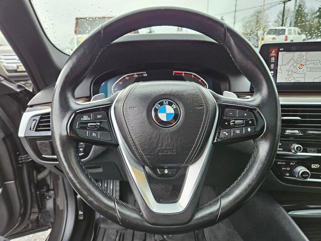 Used 2020 BMW 530i xDrive w/ Convenience Package image 18