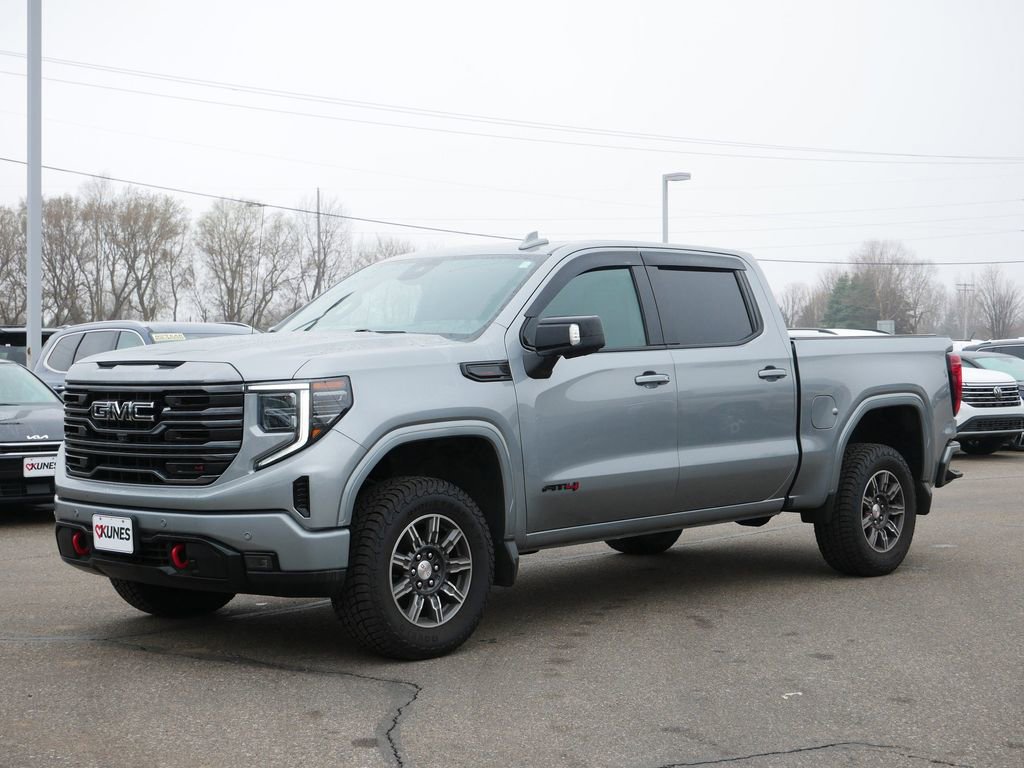 Used 2024 GMC Sierra 1500 AT4 w/ Technology Package AWD/4WD image 5