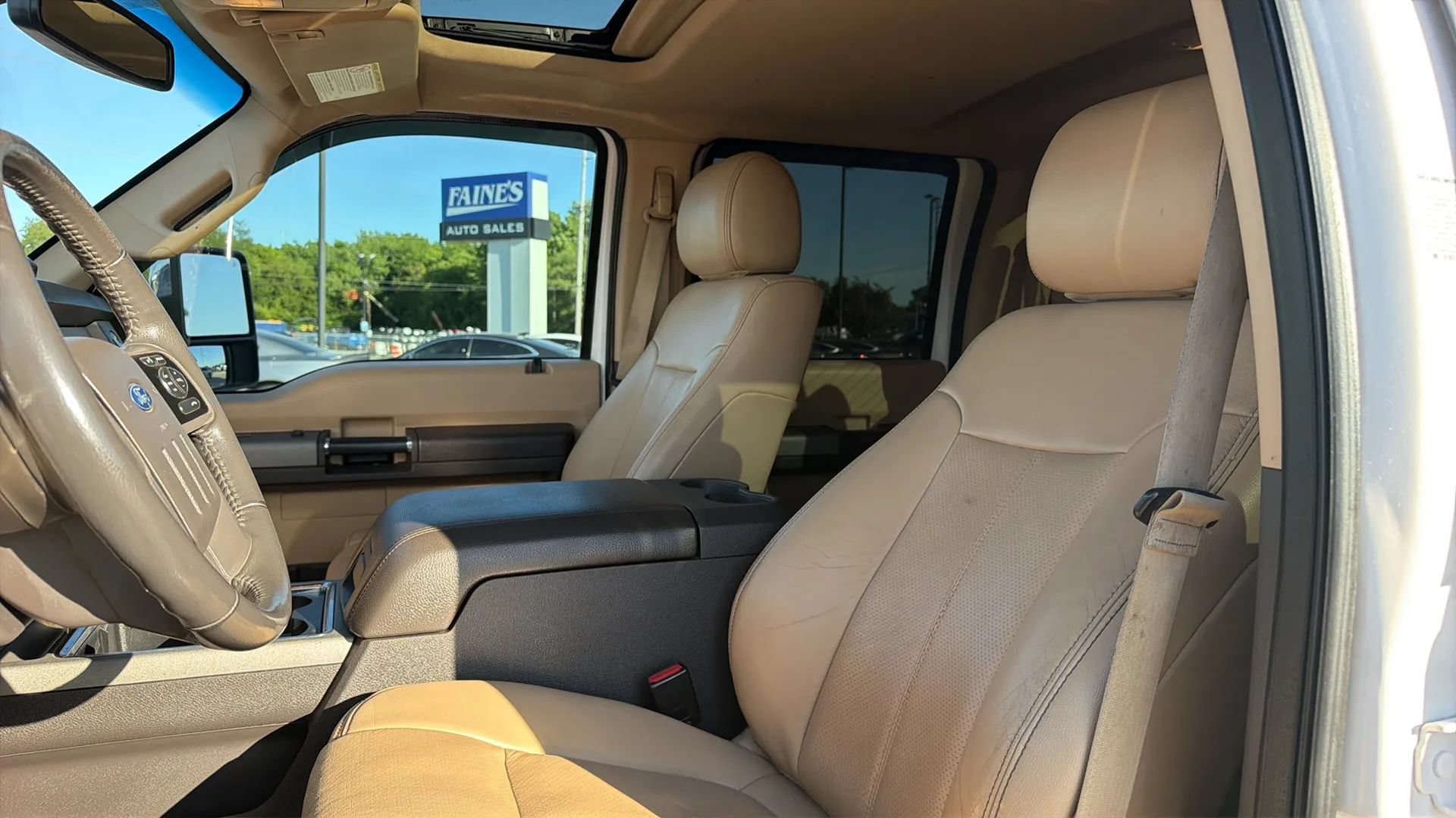 Used 2016 Ford F350 Lariat w/ Lariat Ultimate Package AWD/4WD image 96