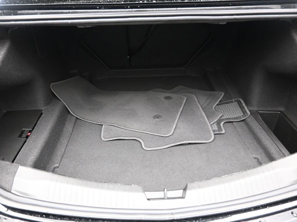 Used 2023 Cadillac CT5 Luxury w/ LPO, ONYX Package image 15