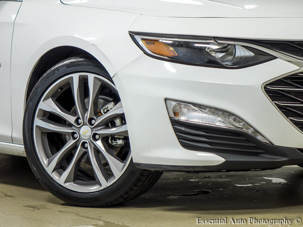 Used 2022 Chevrolet Malibu LT FWD image 4