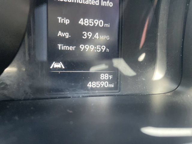Used 2023 Hyundai Elantra SEL w/ Cargo Package FWD image 12