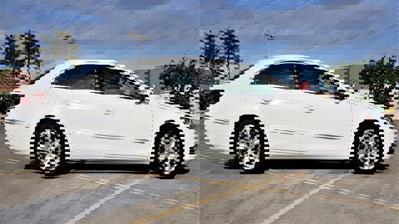 Used 2015 Volkswagen CC Sport image 5