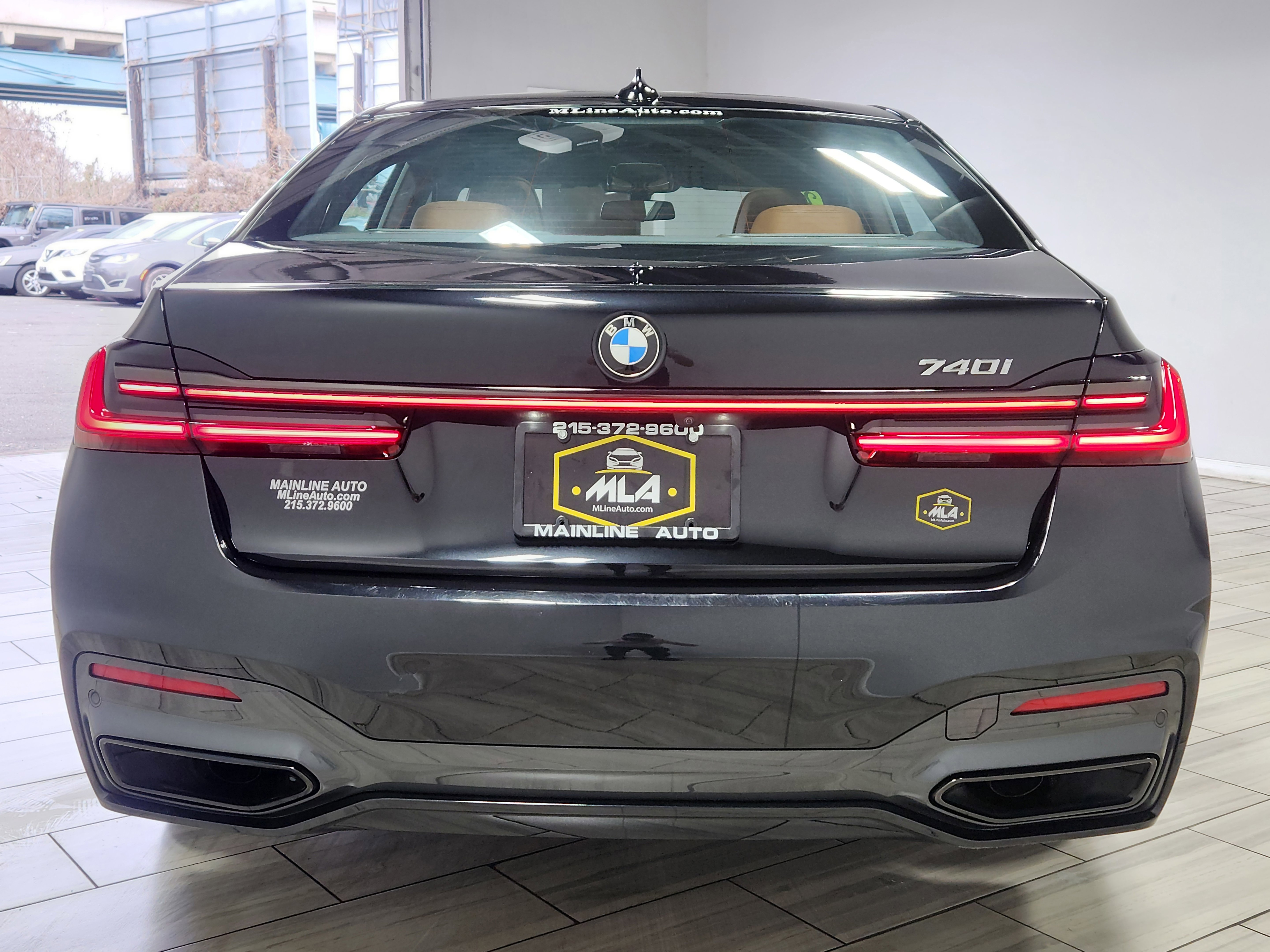 Used 2021 BMW 740i w/ M Sport Package image 4