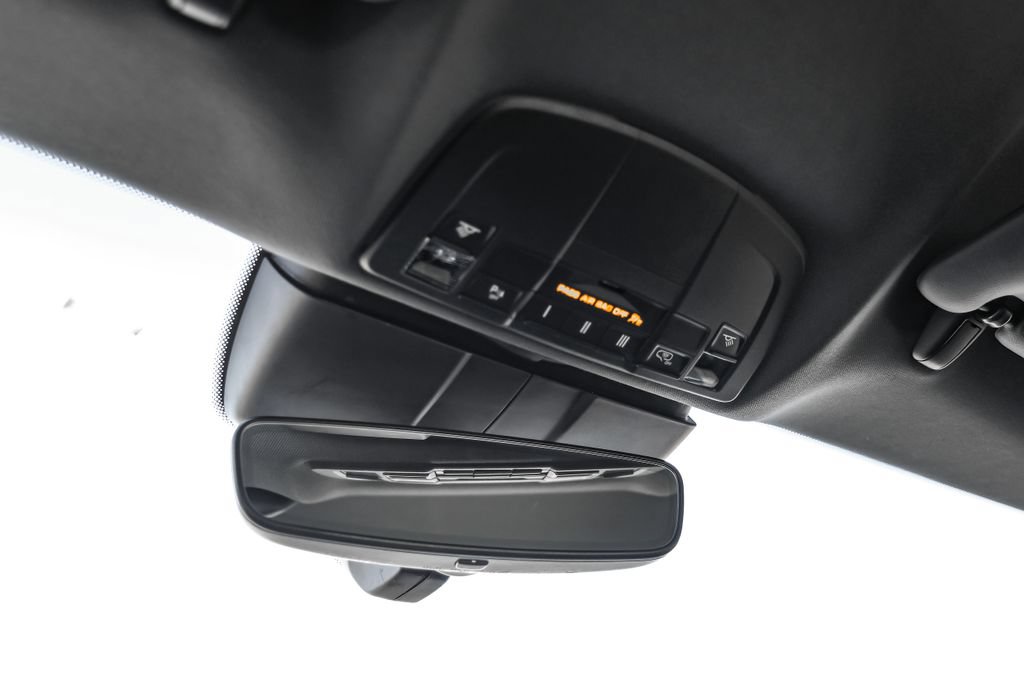 Used 2021 Porsche 718 Cayman RWD image 28