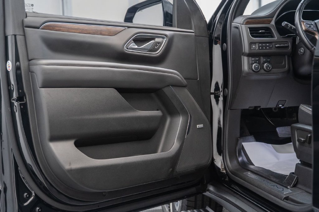 Used 2022 Chevrolet Tahoe High Country AWD/4WD image 53